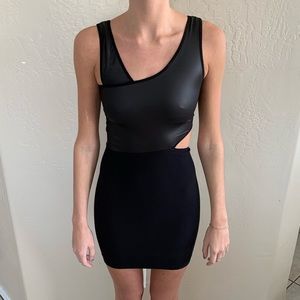 Black bodycon dress